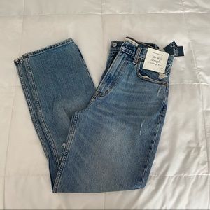 ABERCROMBIE 90s High Rise Straight Jean